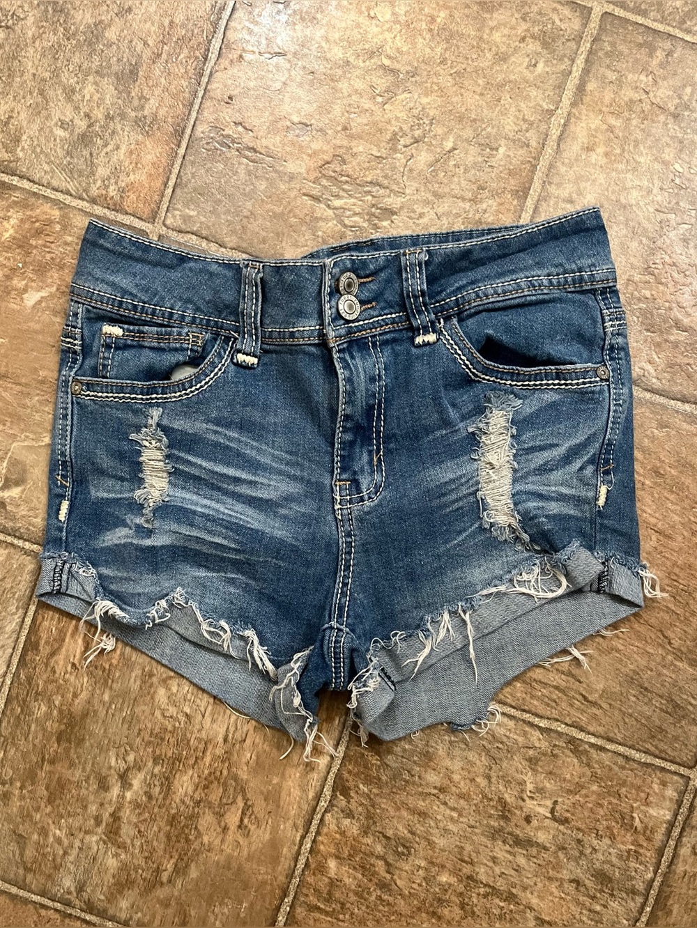 Rue 21 High Waisted Distressed Denim Shorts Size 7/8 GUC